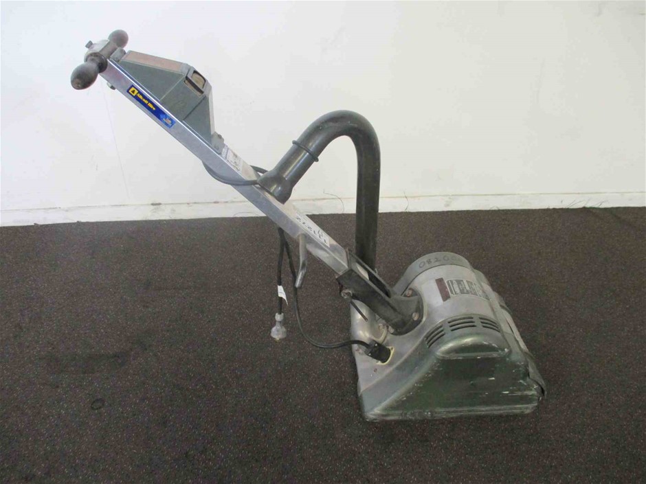 LOGITECH G203 Wired Gaming Mouse, 8,000 DPI, Rainbow Optical Effect, Black.