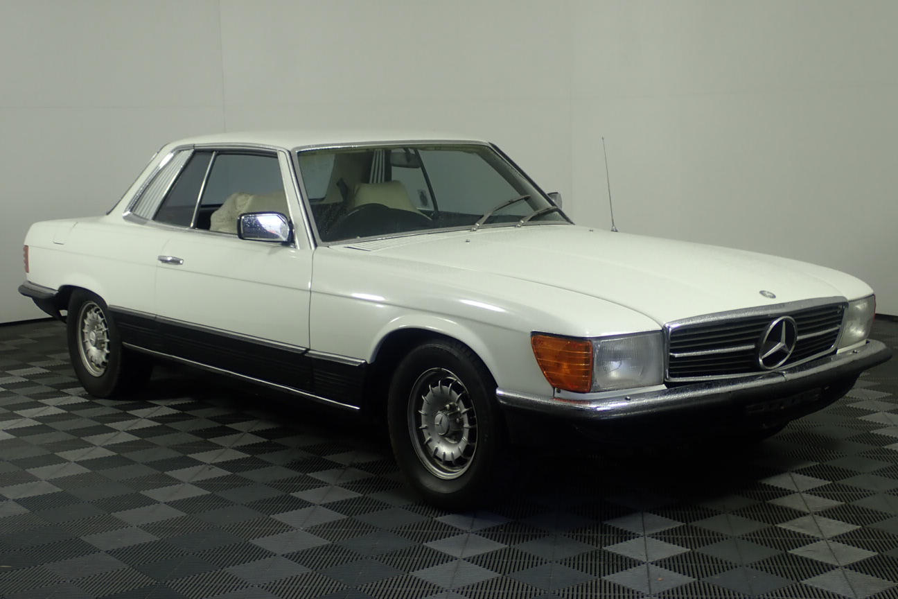 1966 Australia Silver Queen Elizabeth coin & 0.10 Xag silver bar x 4