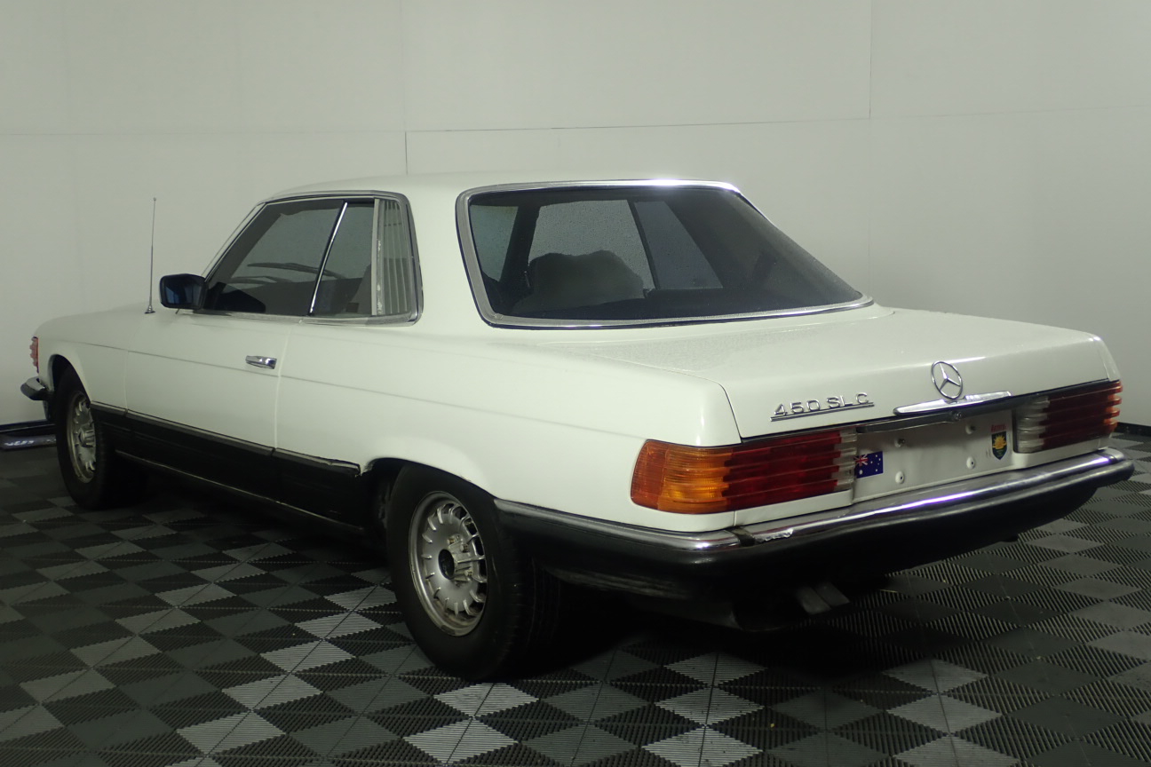 0.70 Carat light brown round diamond Val: $3503