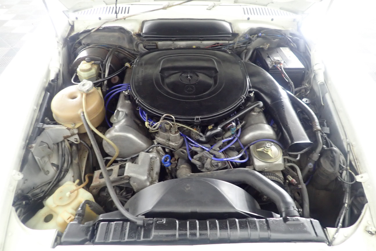 1.25 carat blue diamond round various