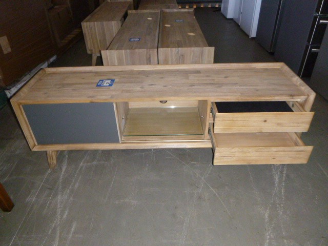 1/100 Scottdale x 2, 1g Valcumbi silver bars x 2 & 1 Kilo Copper Bar