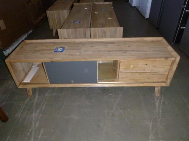 Bulk items, gold diamonds, silver coins