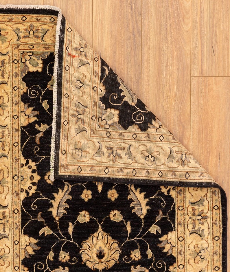 Elegant 925 Sterling Silver Bracelet Green & Clear Simulated Diamonds