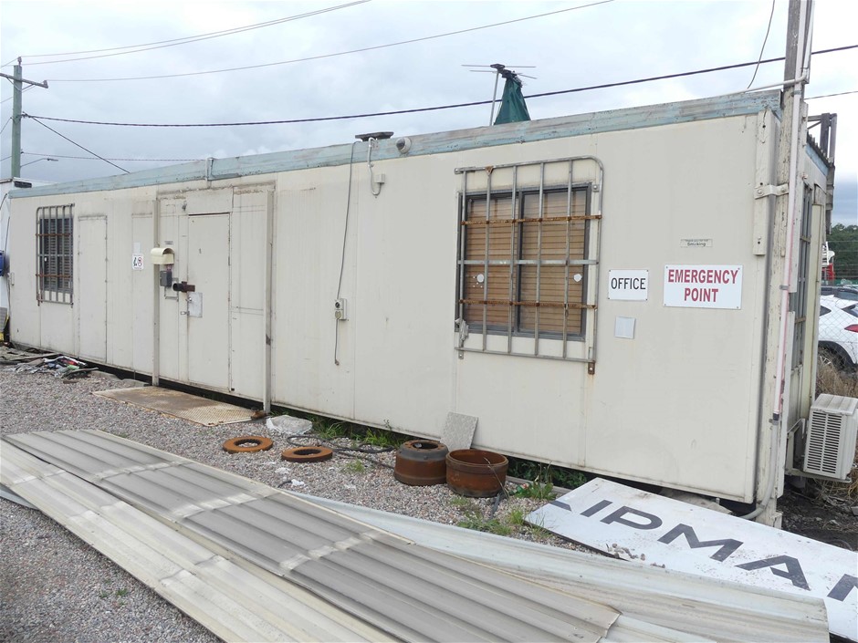 Brokenwood Cricket Pitch Red Cab Blend (6x 750mL).