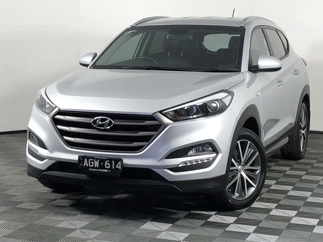 1966 Australia First & Last Queen Elizabeth Silver round fifty centsx4