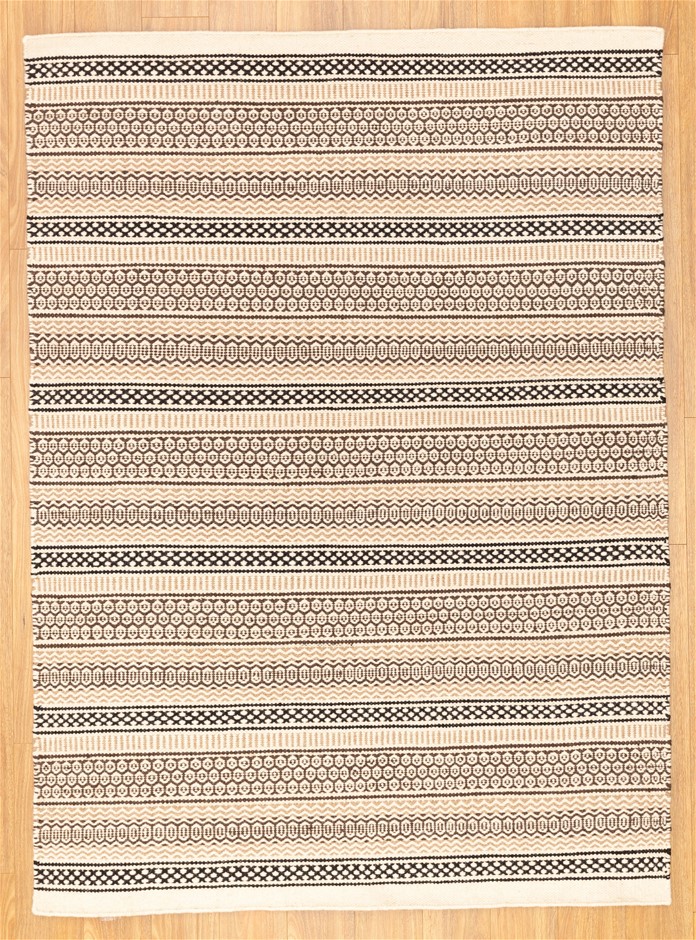 5mm Simulated White Pearl Earrings