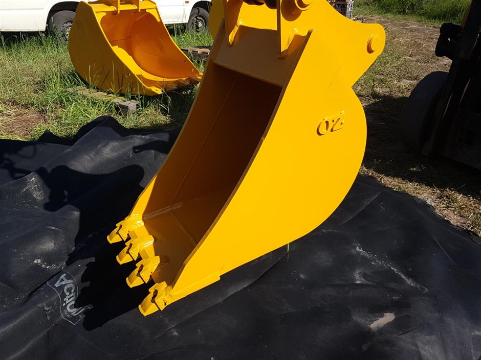 0.69 carat blue/red/yellow/white diamond bulk