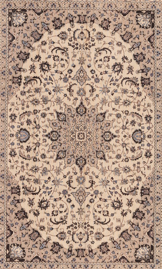 <p>Pots, Pans & Kitchen Equipment</p>