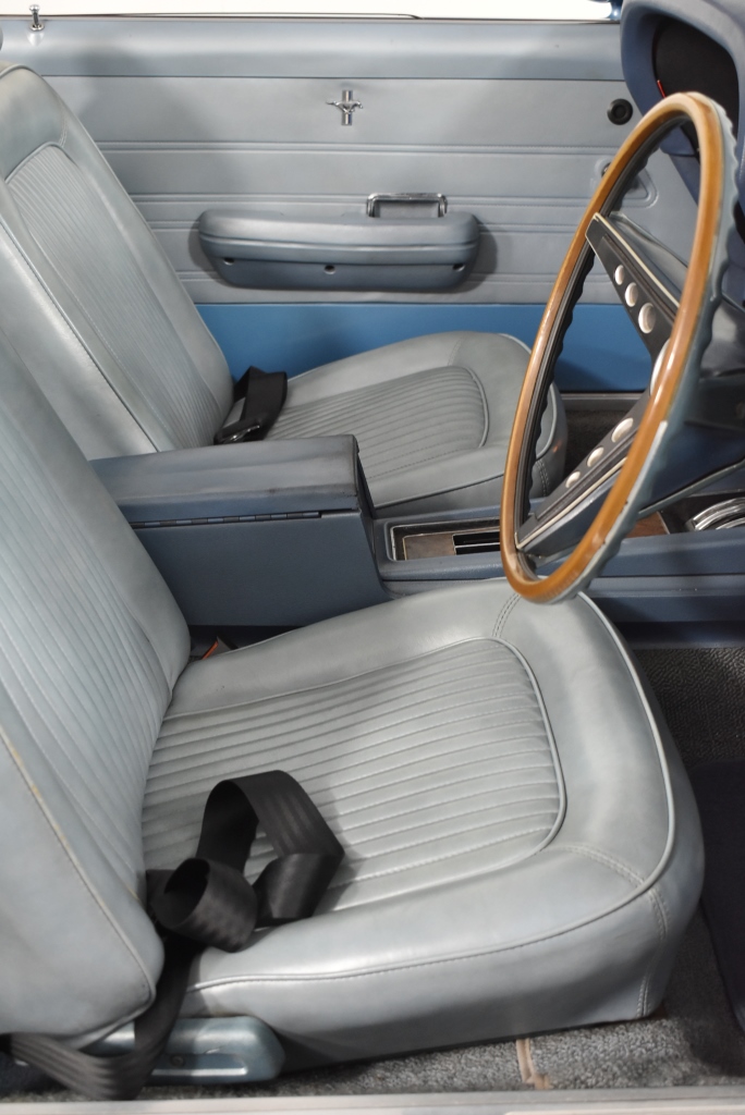 Deep Tissue Percussion Massage Gun LCD 8