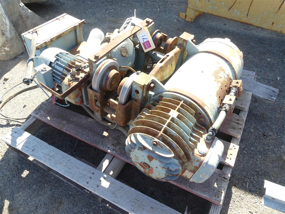 Aboriginal Flag, 1/10th Oz .999 Pure Solid Silver Bullion Coin, with C.O.A