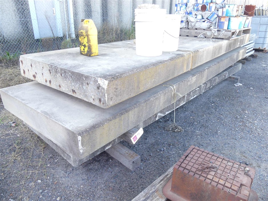 4 Carat round 4 white diamond each CVD Uncertified