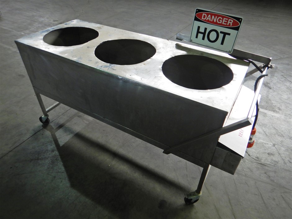 By The Vineyard Mixed Pack Pinot Grigio & Cab Merlot (12x 750mL). SEA.