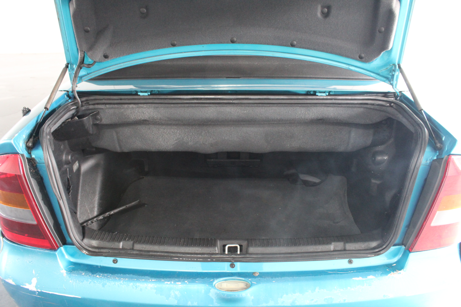 De Bortoli The Accomplice Semillon Sauvignon Blanc (12 x 750mL)