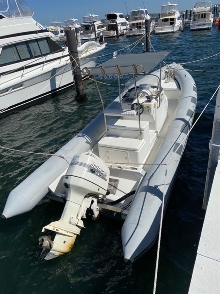 The Hero `Preservative Free` Pinot Noir 2023 (6x 750mL) SA