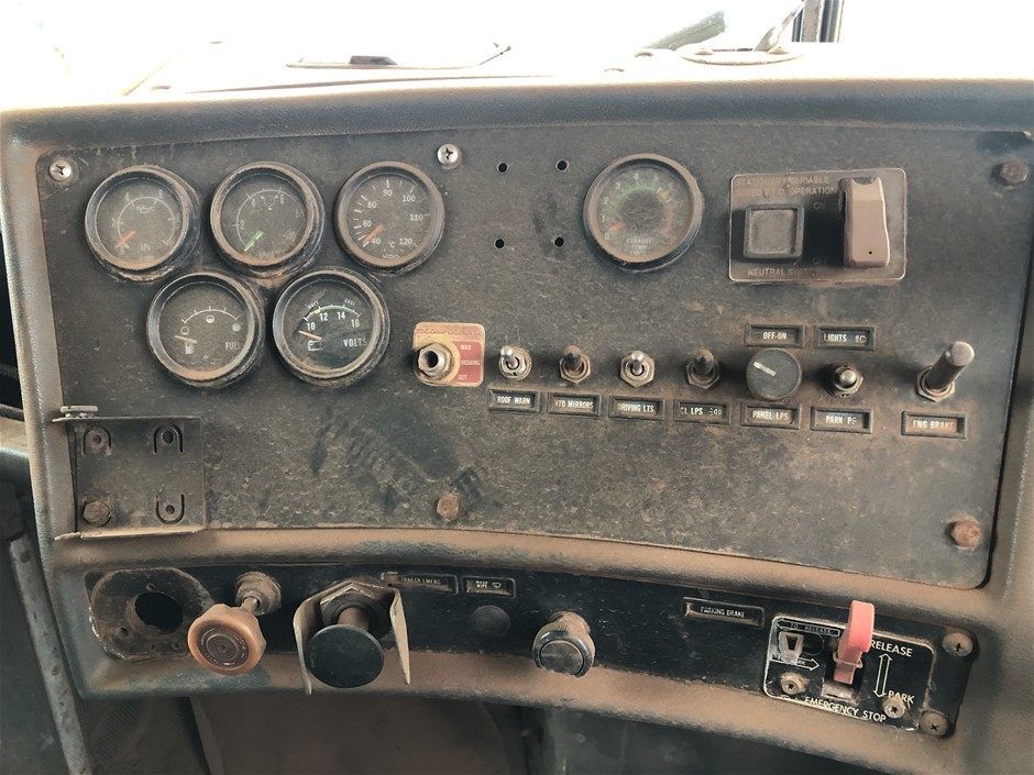 Secret Stone Sauvignon Blanc (6x 750mL)