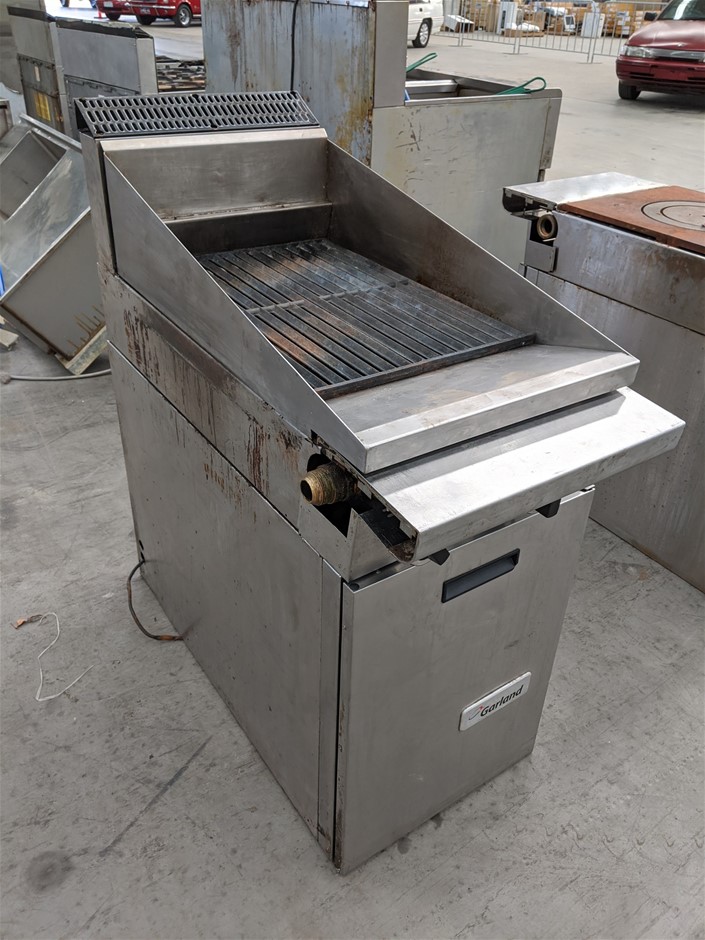 Stunning Square Simulated Diamond Bridal Stud Earrings - Champagne Rose