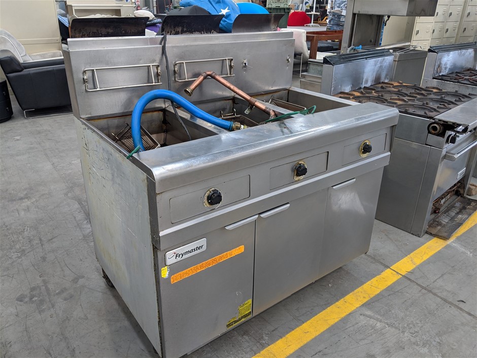 18ct Heavy Rose Gold Plated 7 Ring Lucky Charm Necklace