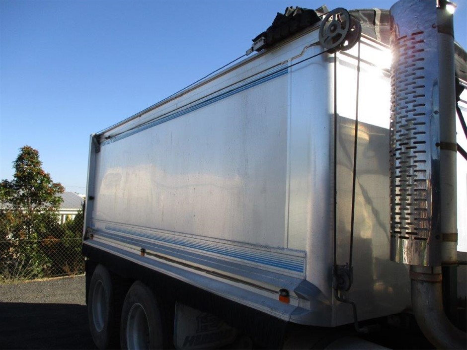 Rhodium Plated Men's Band Ring (6mm) - US Size 11