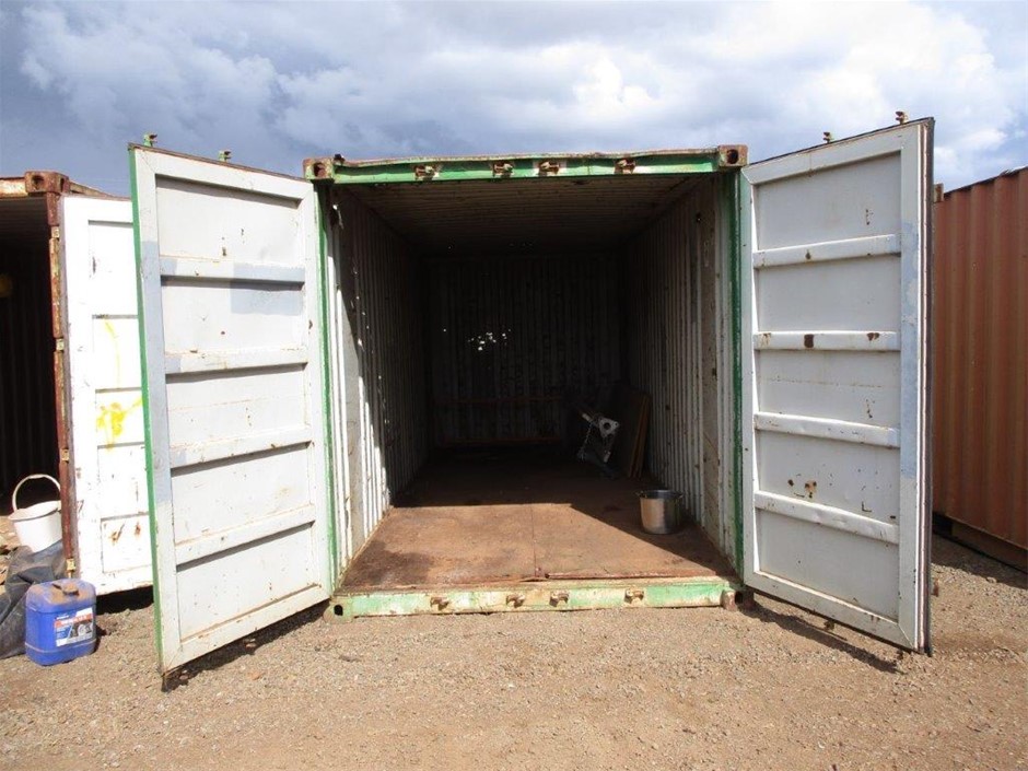 18 Drawer Work Bench / Tool Cabinet (Unused)