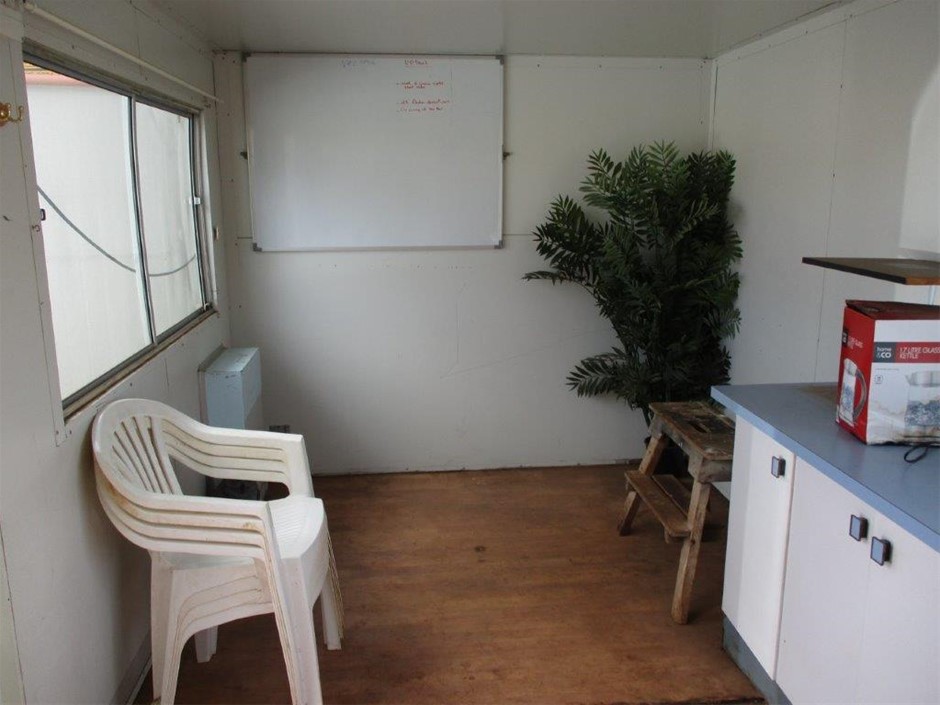 9K WHITE GOLD 0.75ct F VS LAB DIAMOND CHANNEL SET BAND