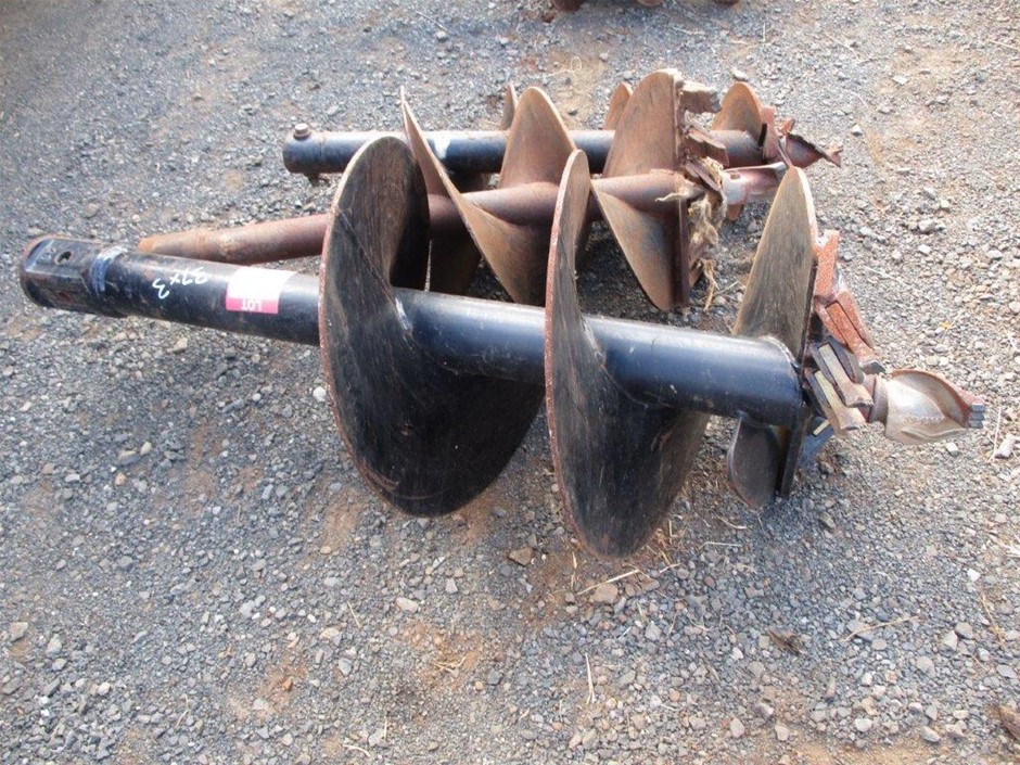 9K YELLOW GOLD 1.00ct F VS LAB DIAMOND OVAL NECKLACE 40-45cm