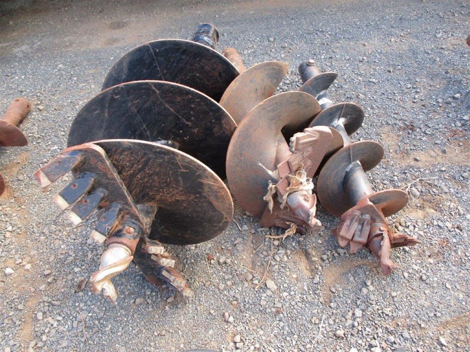 9K WHITE GOLD 1.00ct F VS LAB DIAMOND PEAR NECKLACE 40-45cm