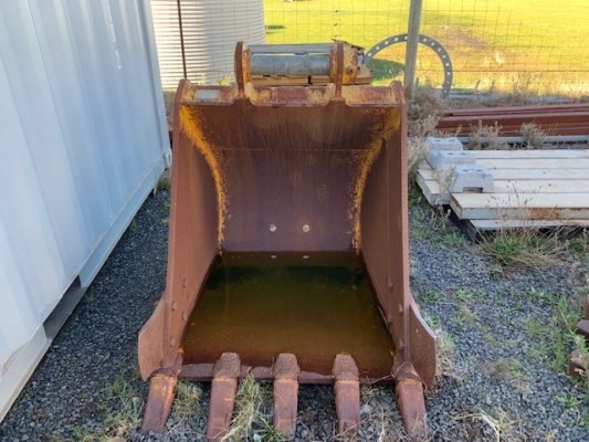 9K YELLOW GOLD 1.00ct F VS LAB DIAMOND RND 4 CLAW RING