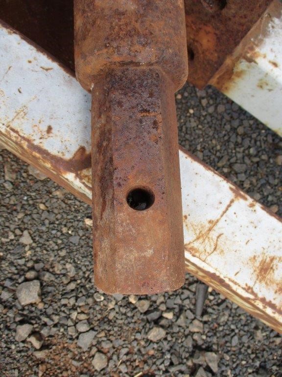 9K WHITE GOLD 1.00ct F VS LAB DIAMOND RND TRILOGY RING