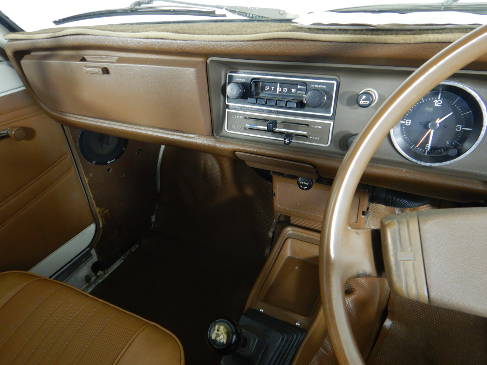 1.08ct Radiant Natural Emerald - Oval Cut