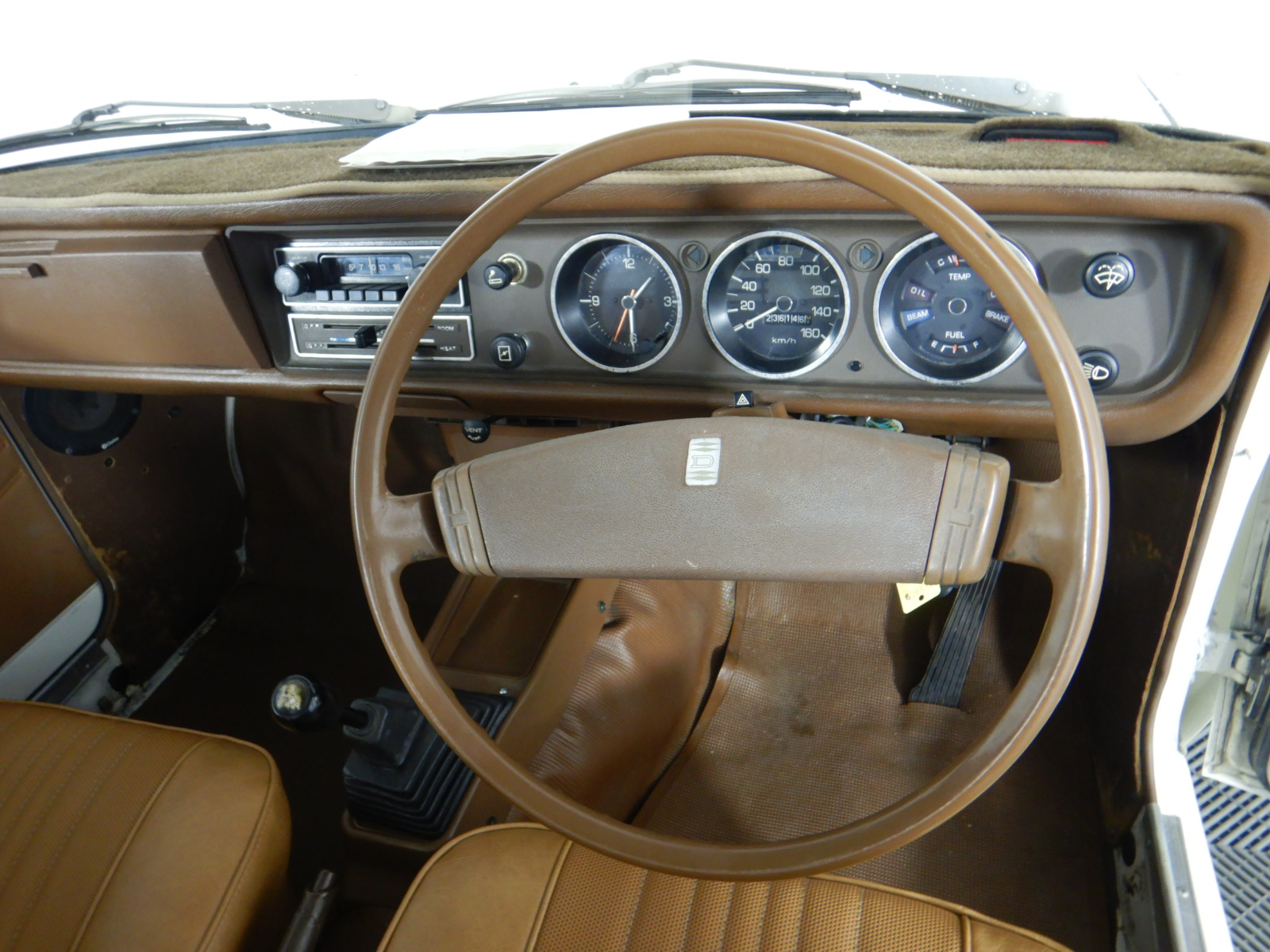 1.13ct Radiant Natural Emerald - Oval Cut