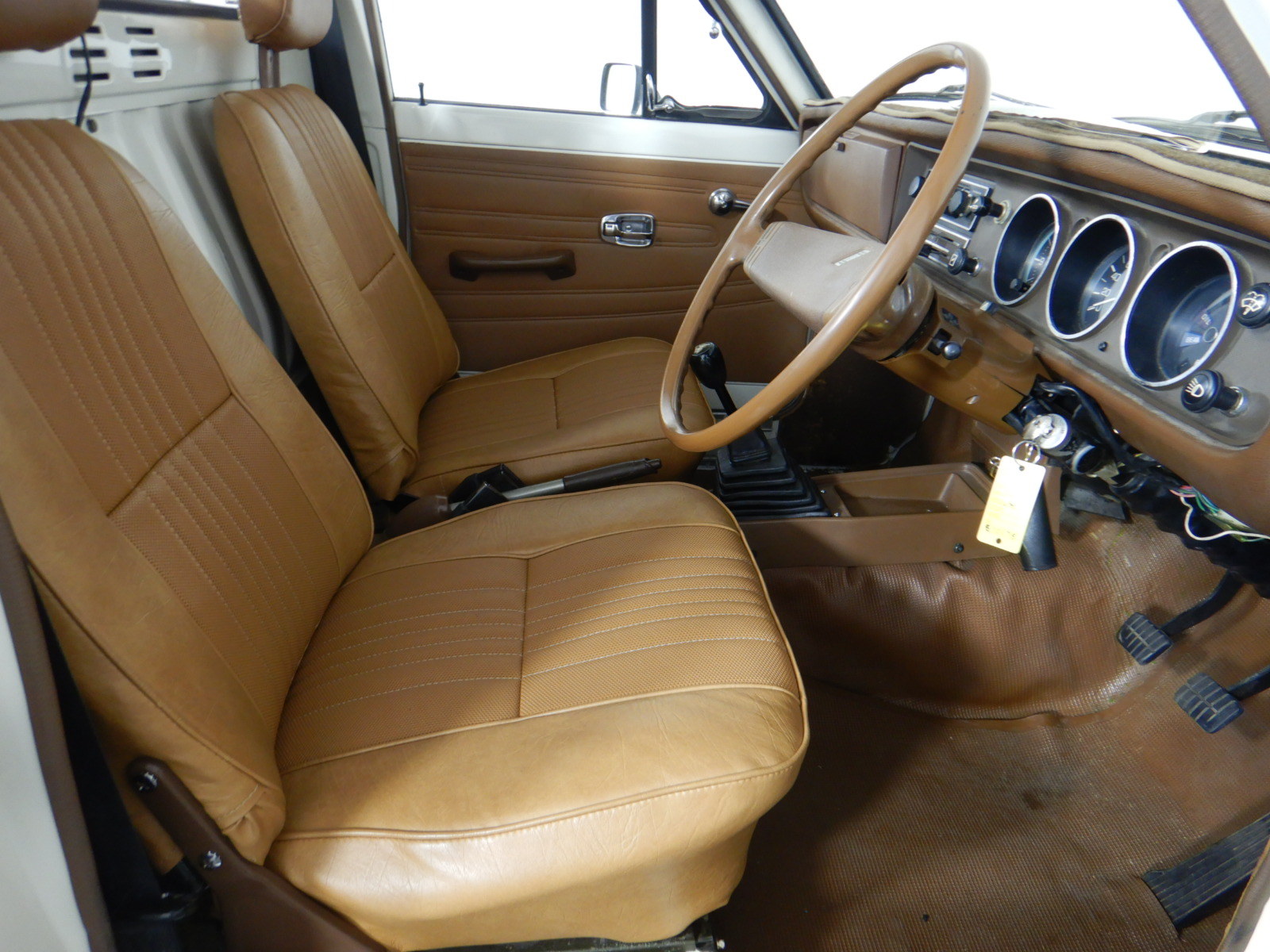 <p>Galvanised Steel Welded Wire Mesh Decking x 3 Pallets</p>