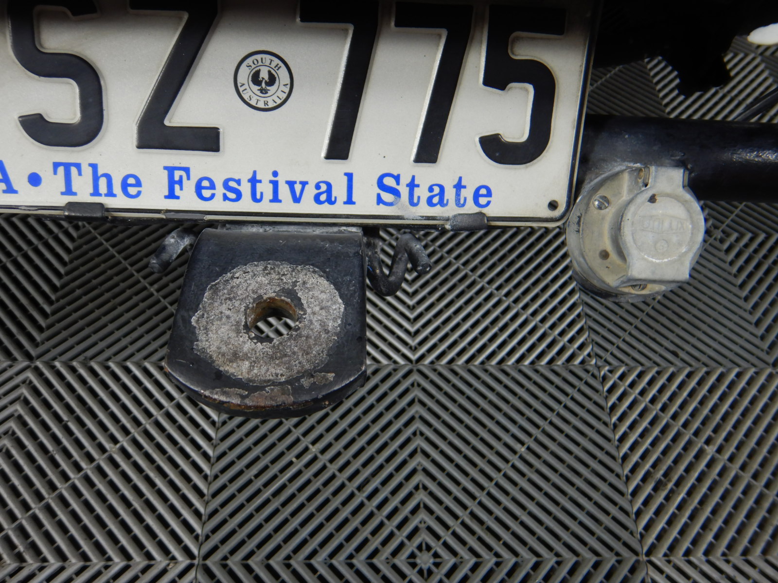 <p>Galvanised Steel Welded Wire Mesh Decking x 3 Pallets</p>