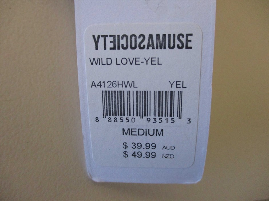 Little Giant Pinot Noir (6x 750mL).