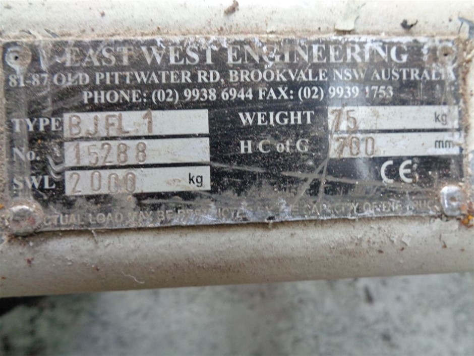 Shell Pearl Four Leaf Clover 925 Sterling Silver Tennis Bracelet