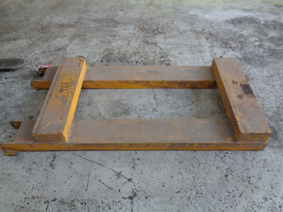 1.5ct 925 Sterling Silver Simulated Diamonds Rectangle Pendant Necklace