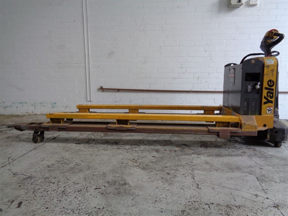 1.25ct Heart Cut Simulated Diamond 925 Sterling Silver Ring - Size 8