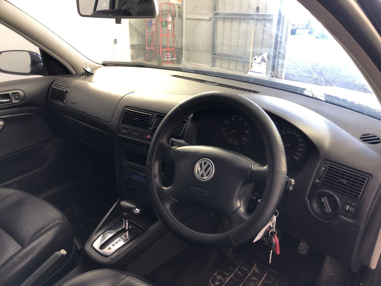 Cylinder GP Ripper Lift LH