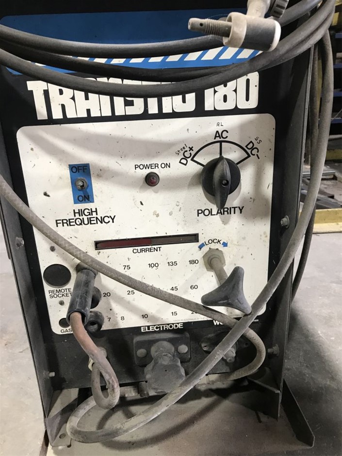 2004 Nissan Patrol ST 3.0 GU II Turbo Diesel Manual 7 Seats Wagon