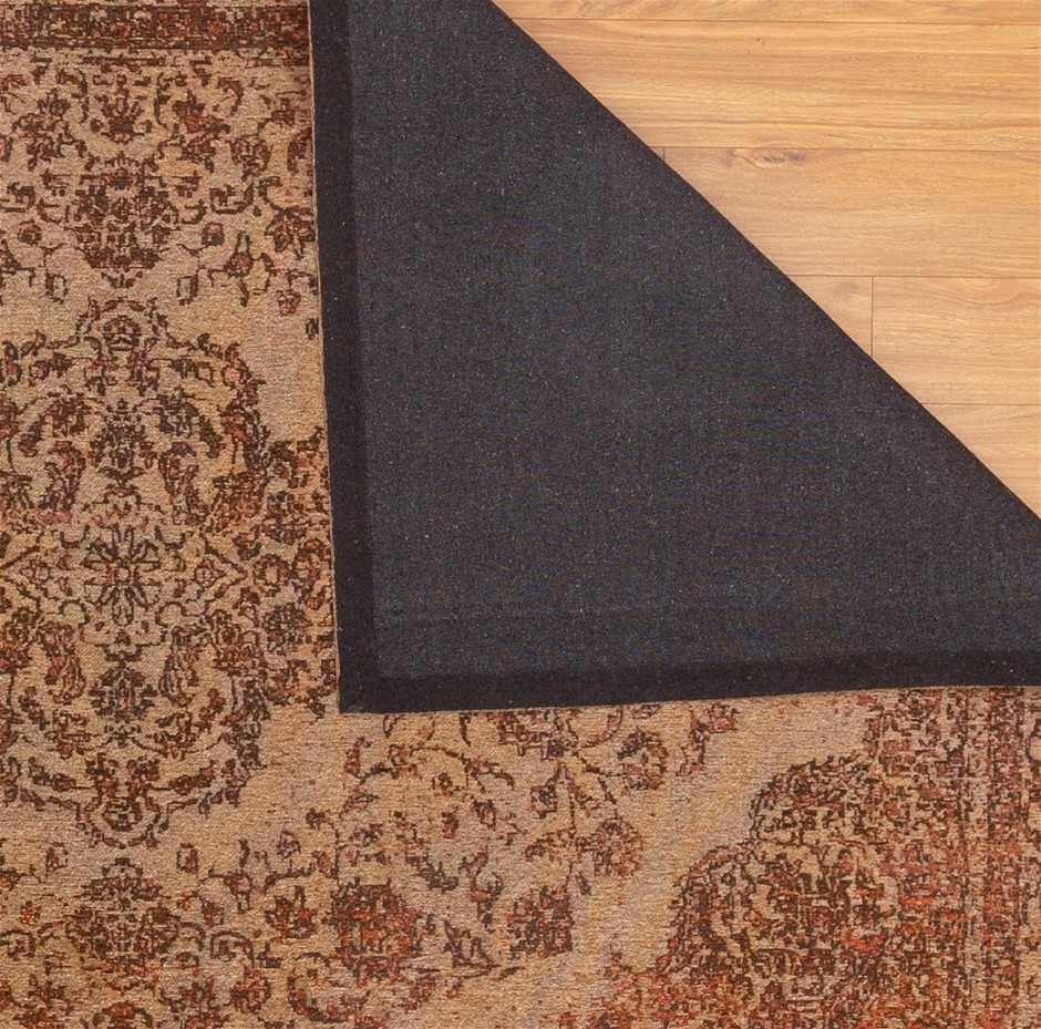 Initial Charm Letter  'Q' Pendant Necklace