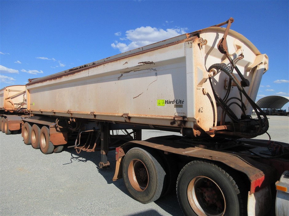 2021 Toyota Camry ASCENT SPORT HYBRID AXVH70R CVT Sedan