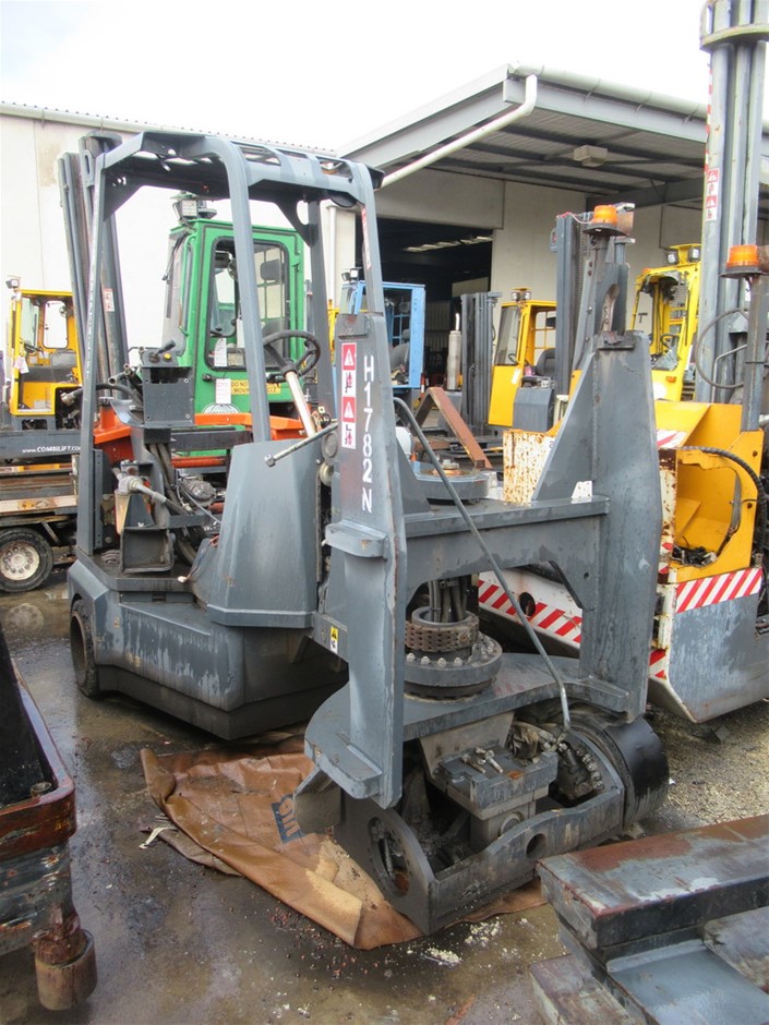 BUNDLE of B.BOX Sippy Cup with Weighted Straw (2-pack, Light Blue & Dark Bl