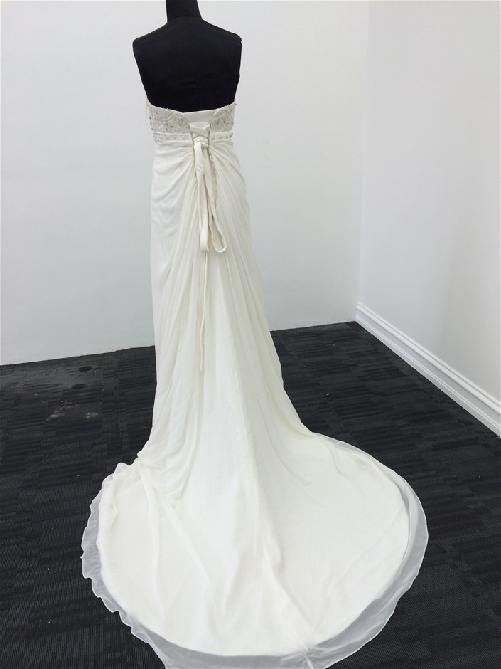 ORAL-B iO Series 2 Electric Toothbrush Black NB: minor use, no brush head.