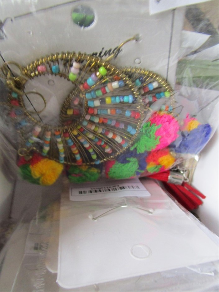 Approx 37 Ct of Loose Boulder Opal Chips (Coober Peby) In glass disp/bottle