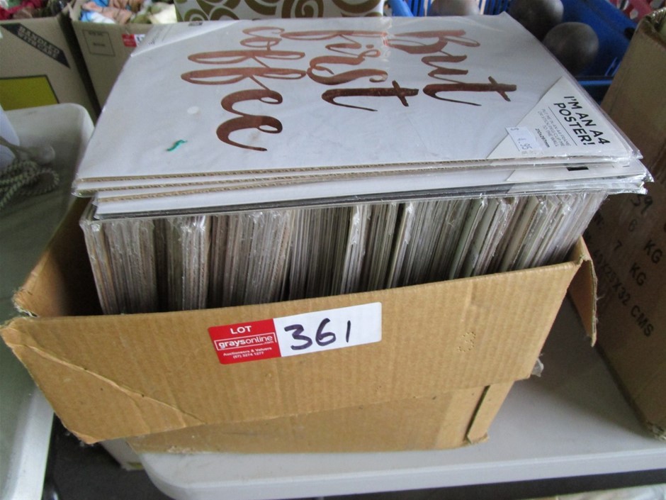 0.11 carat white round 5 diamonds