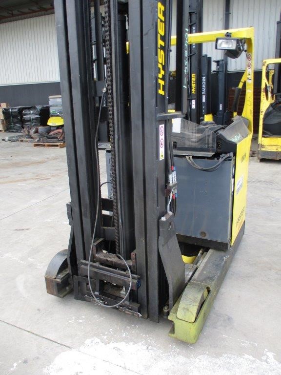 Quantity of 2 26.5-25 Earthmoving Tyres (Unused)