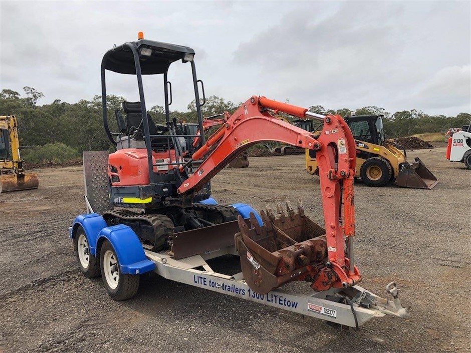2 x SENSH 500amp Electric Welding Clamps.