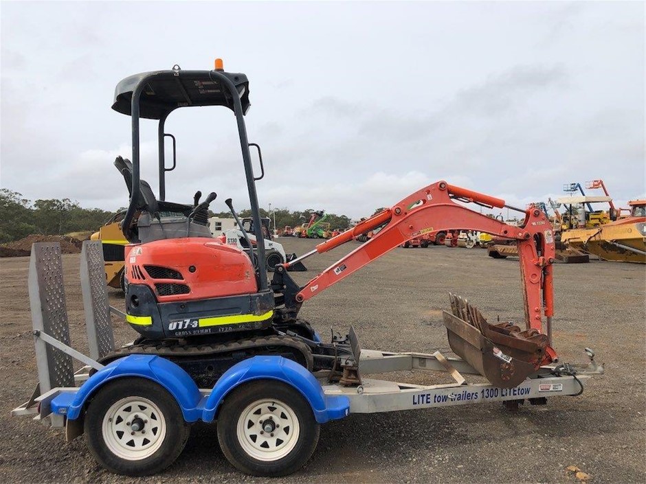 2 Packs of 100 x Stainless Steel Cable Ties, Size 4.6mm x 150mm.