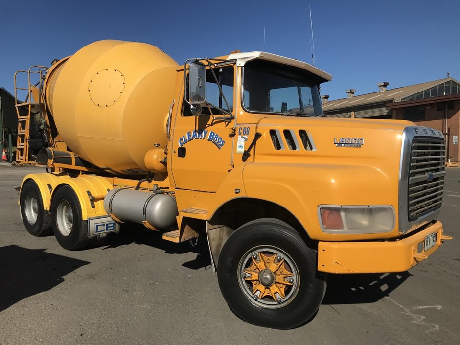 1.32 Ct Four Ct Pear Garnet Gemstone