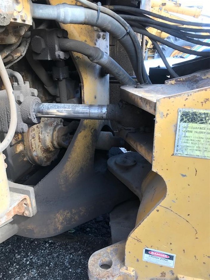 Tullamore Dew Dublin Rare Old Irish Whiskey Ceramic Decanter (1x 750mL)