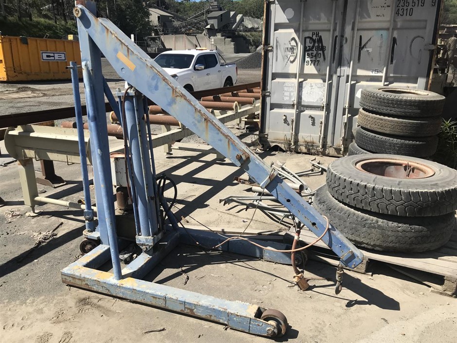 ROBOROCK QRevo Master Vacuum Cleaner, Model RR-QRM52-03-BLK.